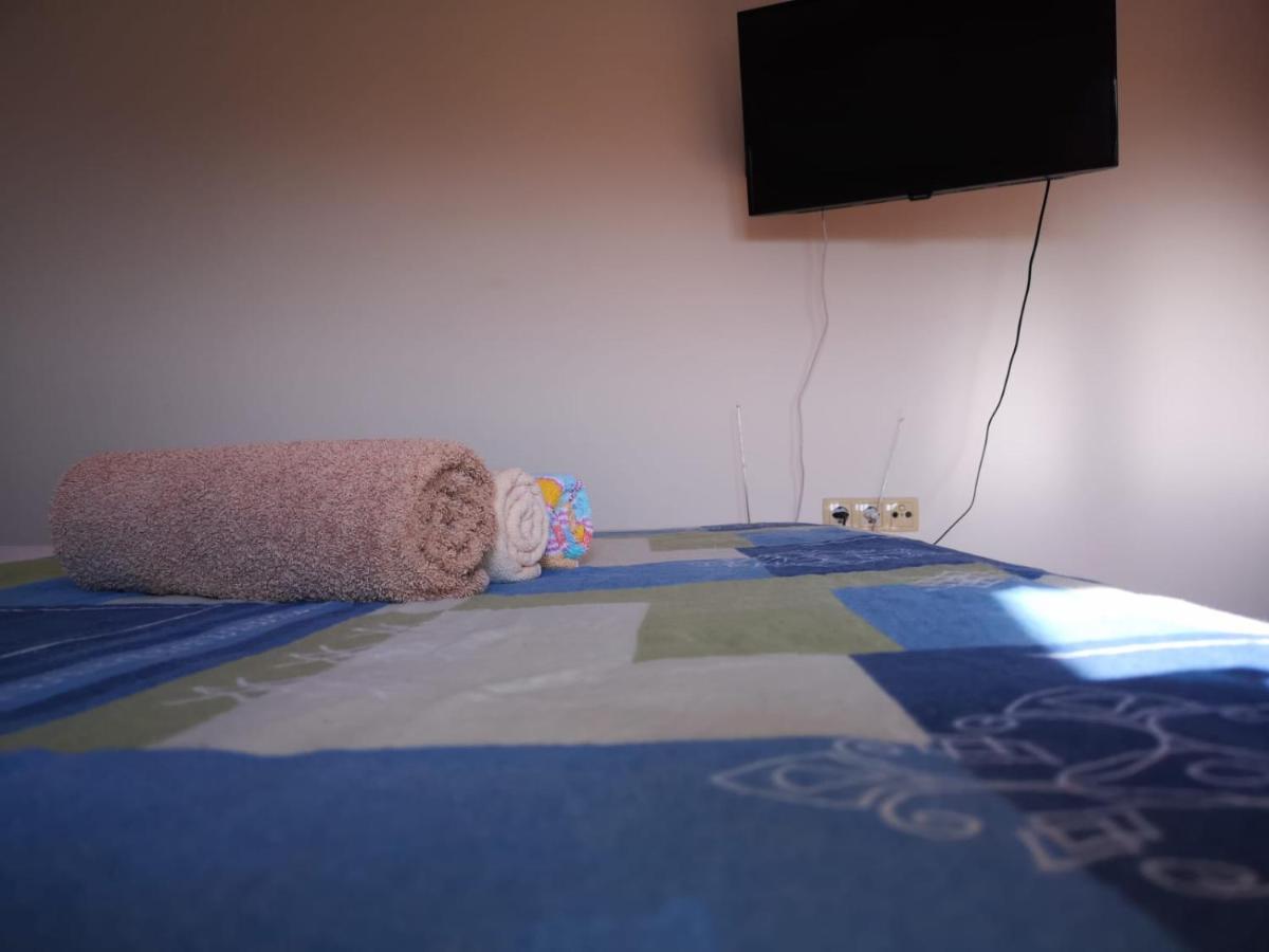 Apartment Lena Kastela Bagian luar foto
